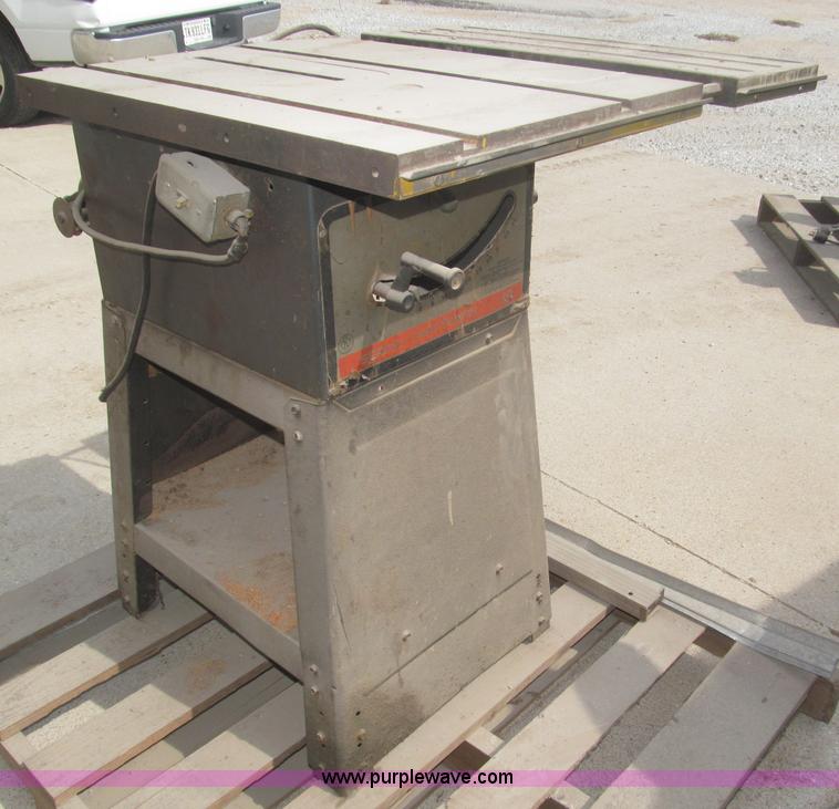 image for item AE9466 1974 Sears Roebuck 10" table saw