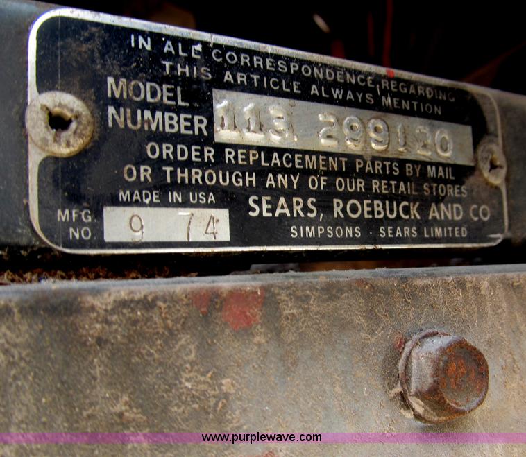 image for item AE9466 1974 Sears Roebuck 10" table saw