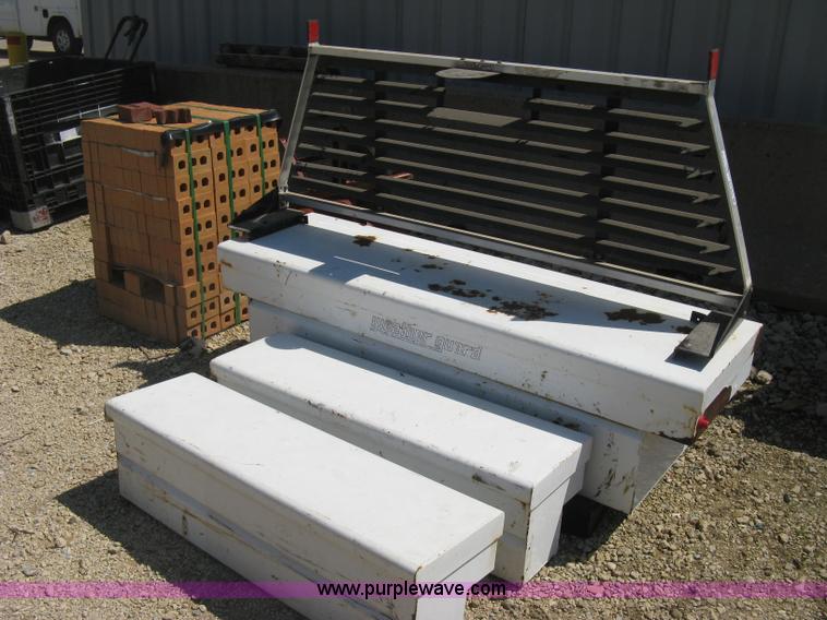 image for item AN9683 Headache rack and toolboxes