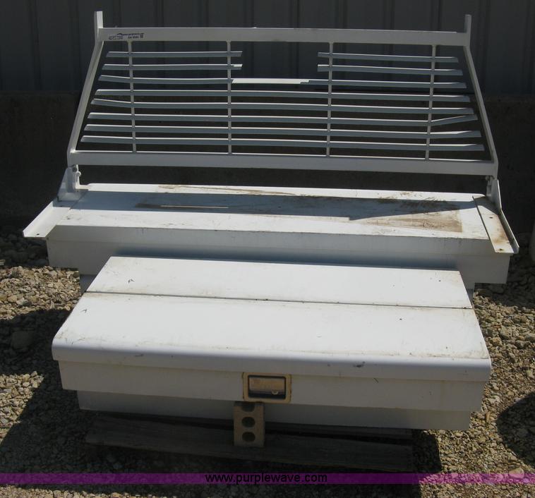 image for item AN9684 Headache rack and toolboxes