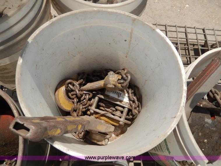 image for item AS9254 (9) one and a half ton chain come-alongs