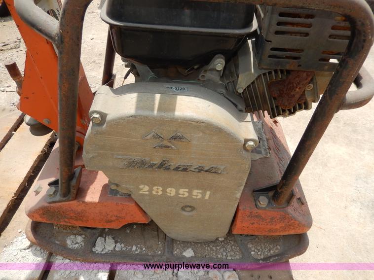 image for item AS9257 Plate compactor