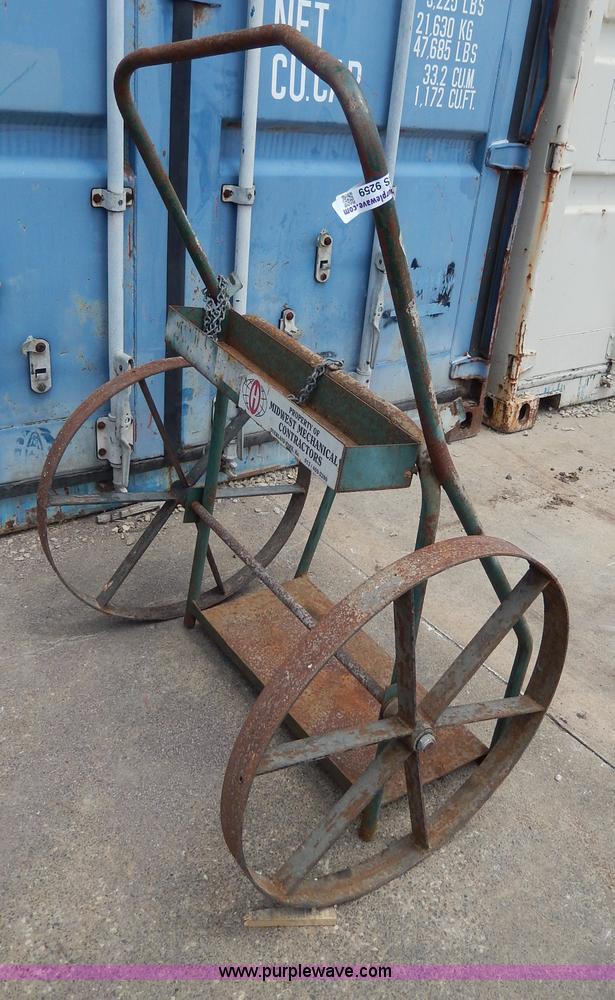image for item AS9258 (7) oxygen/acetylene bottle carts