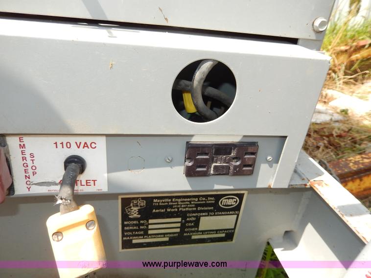 image for item AS9267 Handy Herman 24' manlift