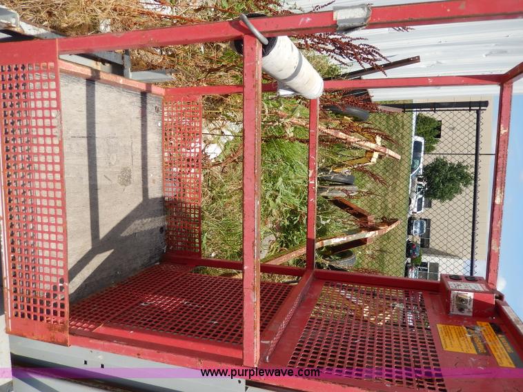 image for item AS9267 Handy Herman 24' manlift