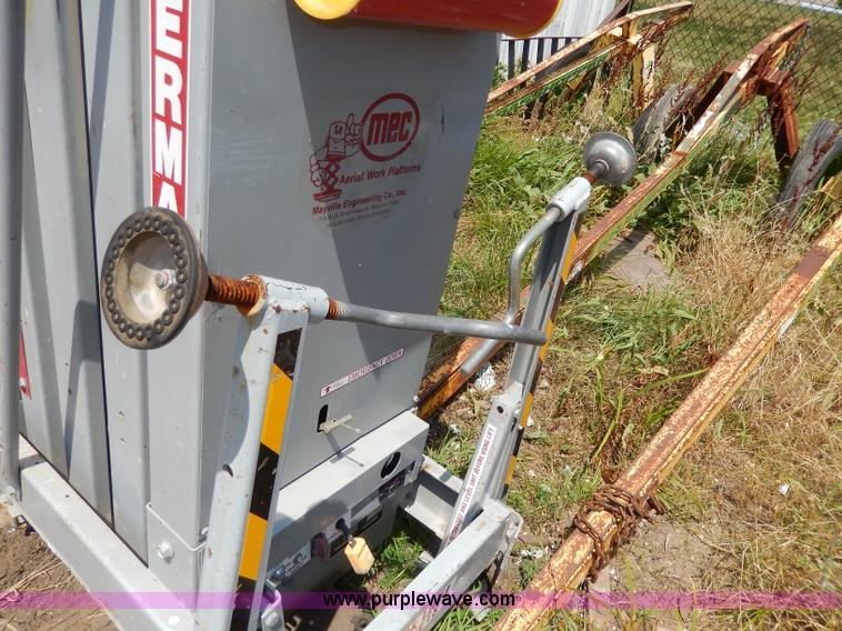 image for item AS9268 Handy Herman 24' manlift