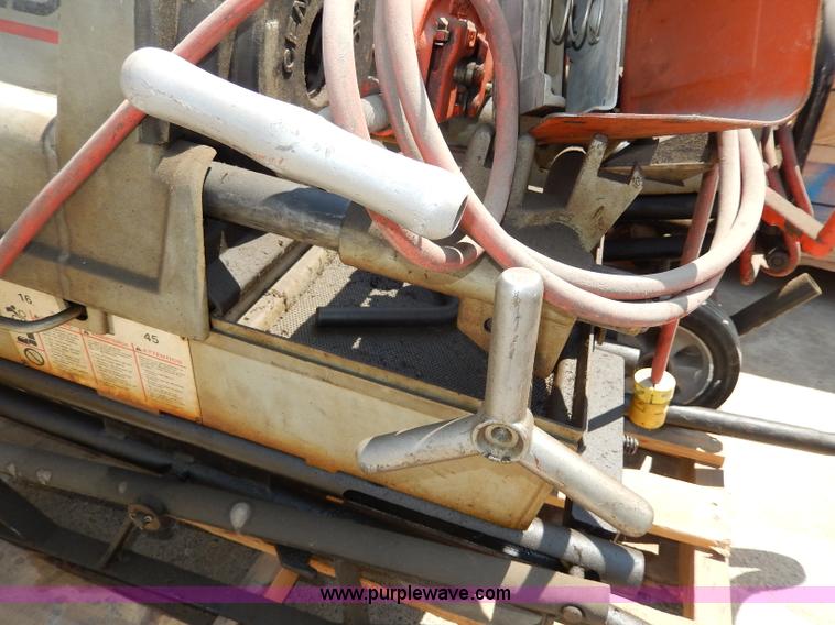 image for item AS9278 Ridgid 1822 pipe machine
