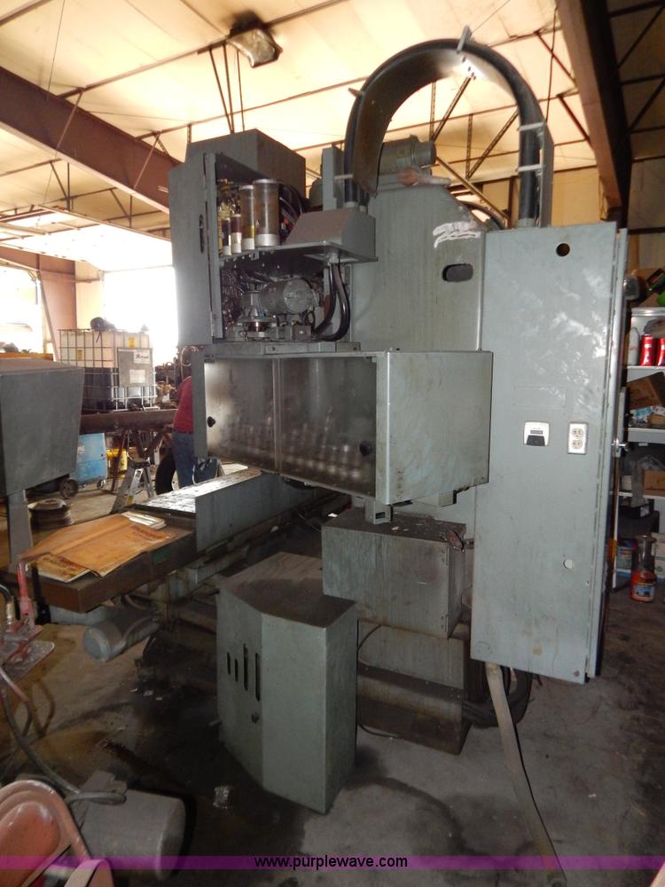 image for item AW9242 1984 Monarch Cortland VMC-45 mill