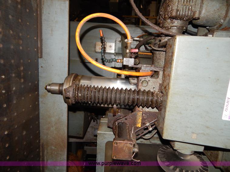 image for item AW9242 1984 Monarch Cortland VMC-45 mill