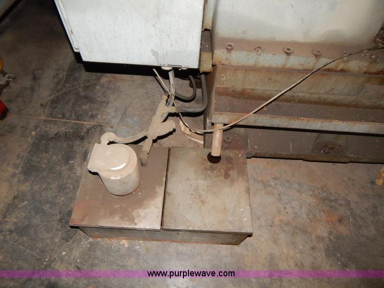 image for item AW9242 1984 Monarch Cortland VMC-45 mill