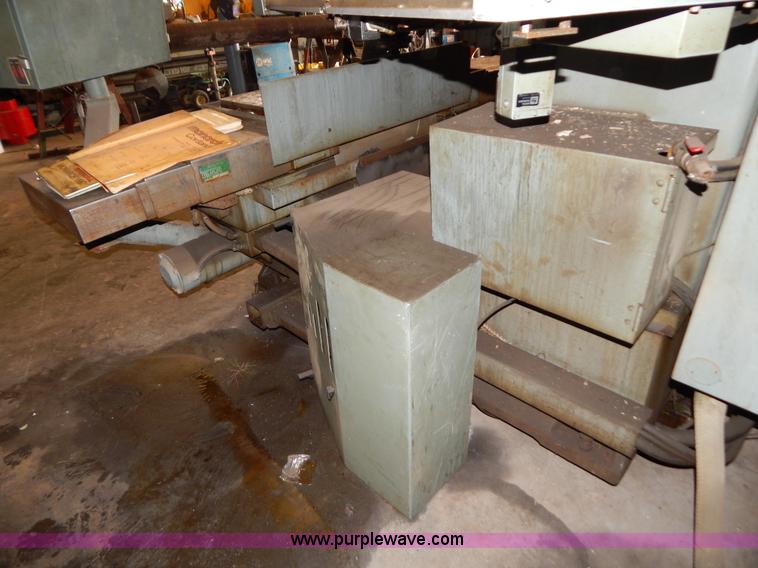 image for item AW9242 1984 Monarch Cortland VMC-45 mill