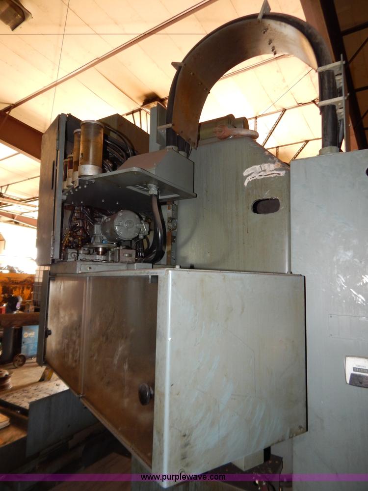 image for item AW9242 1984 Monarch Cortland VMC-45 mill