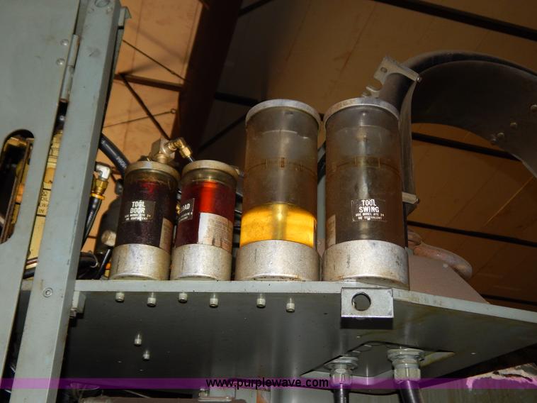 image for item AW9242 1984 Monarch Cortland VMC-45 mill