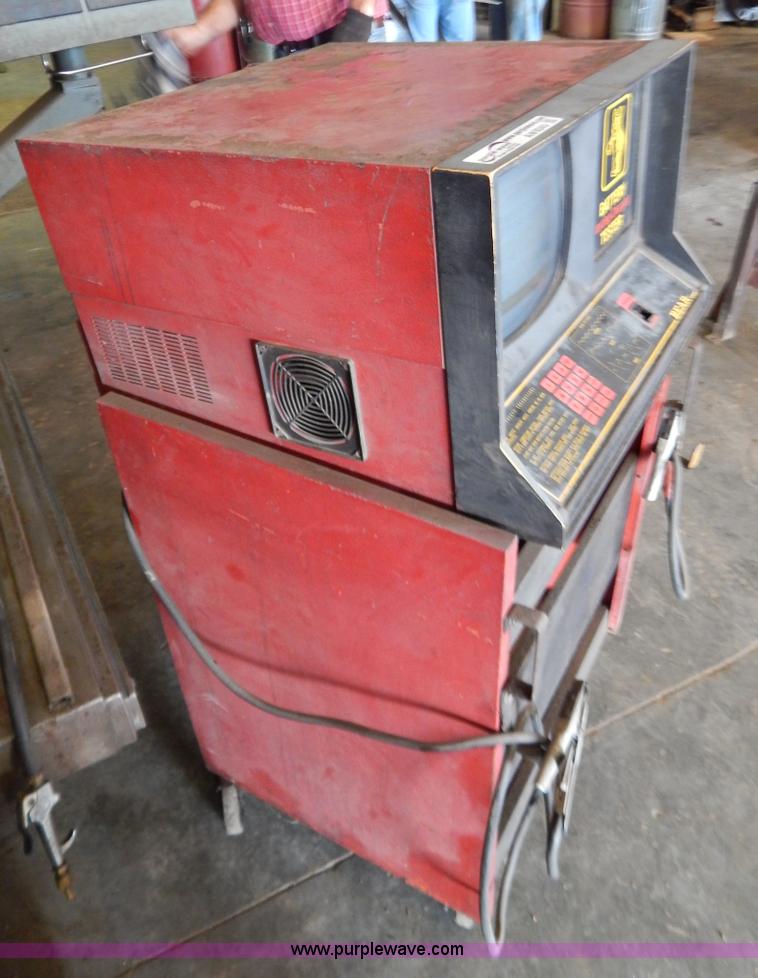 image for item AW9243 Bear battery charging/starting system