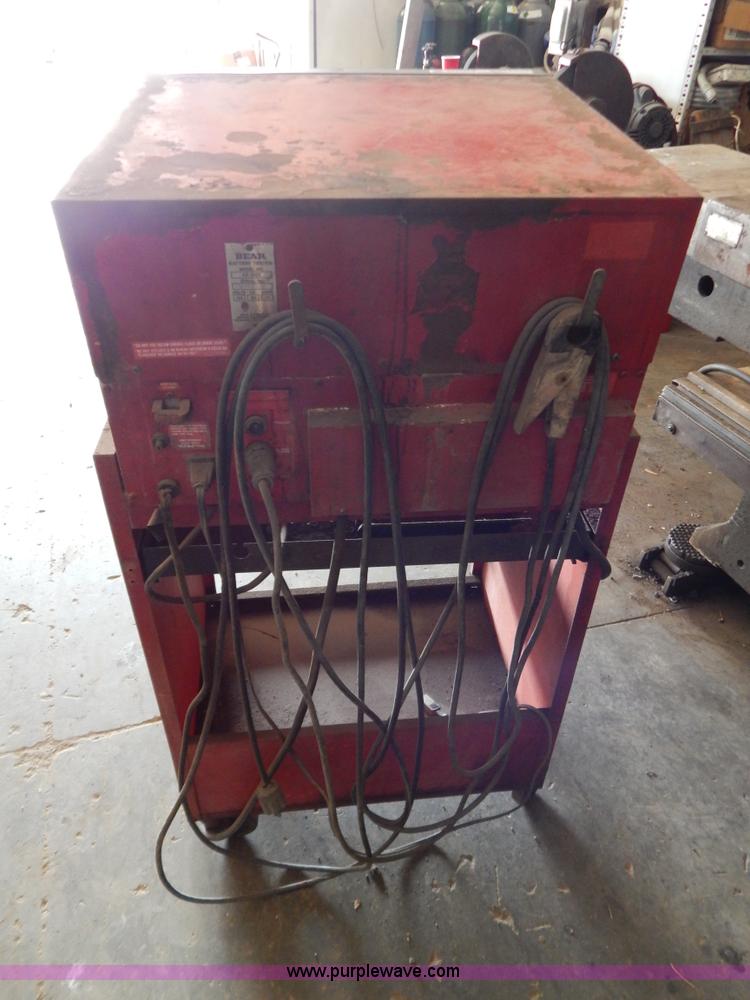 image for item AW9243 Bear battery charging/starting system