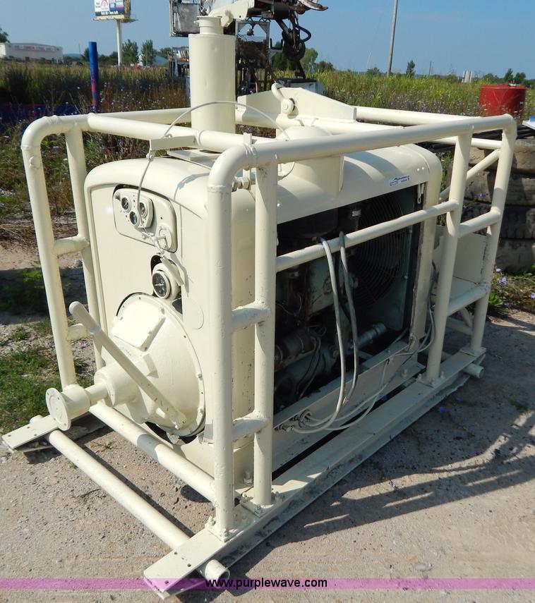 image for item AW9246 Detroit 471 power unit