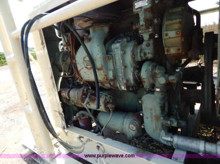 image for item AW9246 Detroit 471 power unit