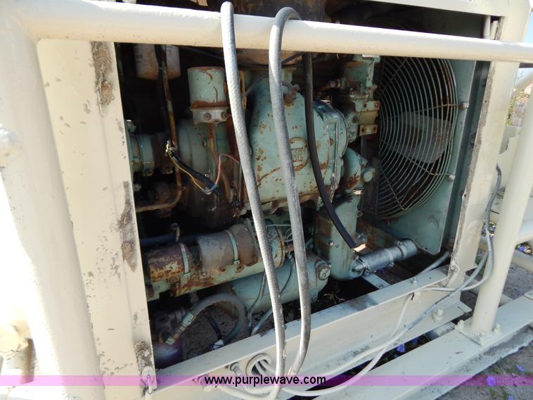 image for item AW9246 Detroit 471 power unit