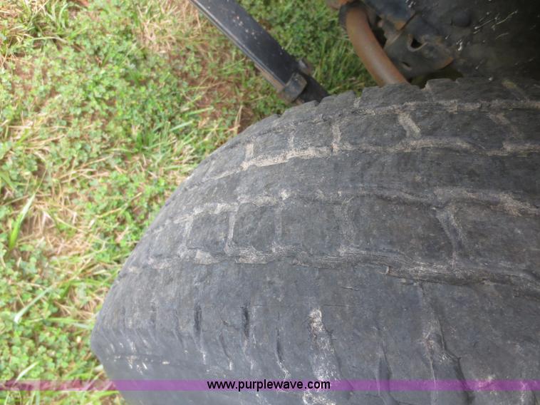 image for item D5959 1993 Jeep Wrangler Sahara SUV