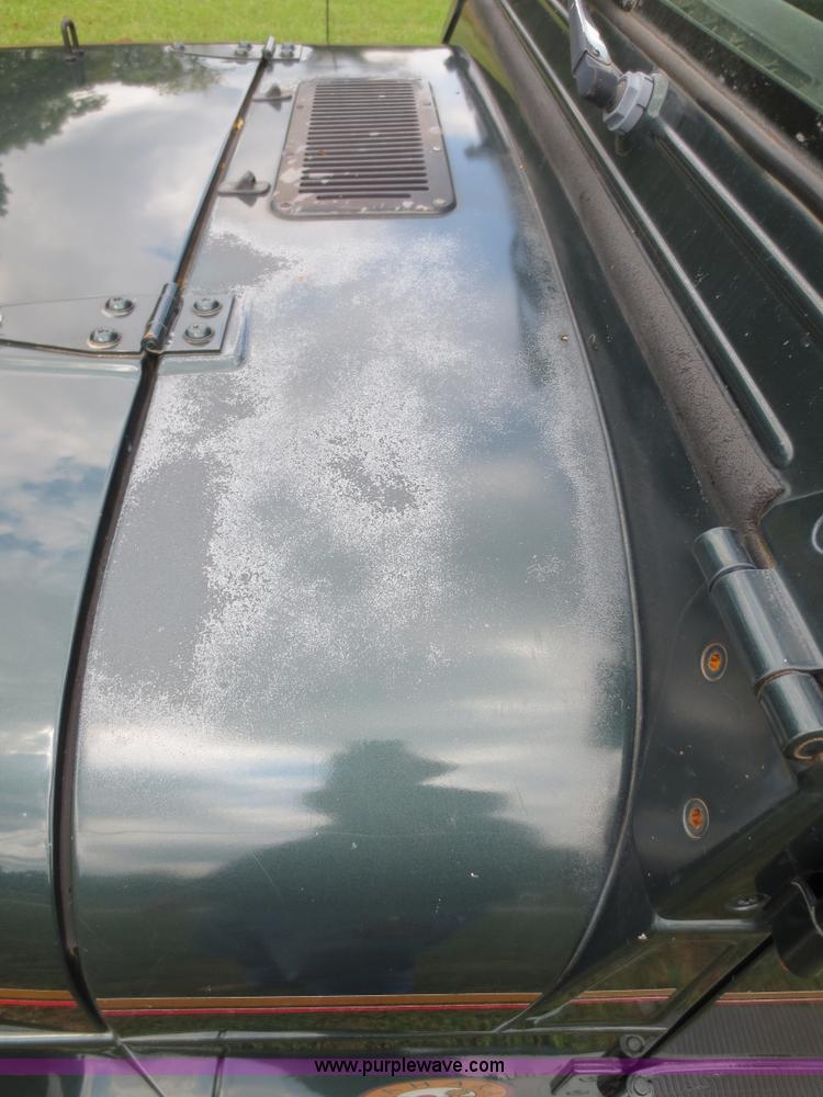 image for item D5959 1993 Jeep Wrangler Sahara SUV