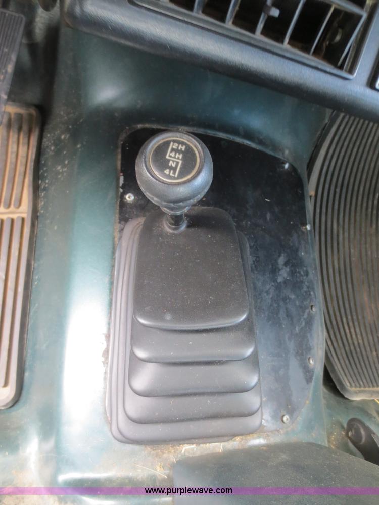 image for item D5959 1993 Jeep Wrangler Sahara SUV