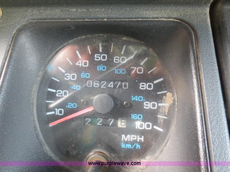 image for item D5959 1993 Jeep Wrangler Sahara SUV