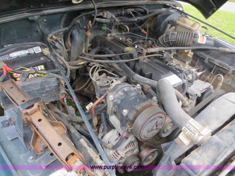 image for item D5959 1993 Jeep Wrangler Sahara SUV