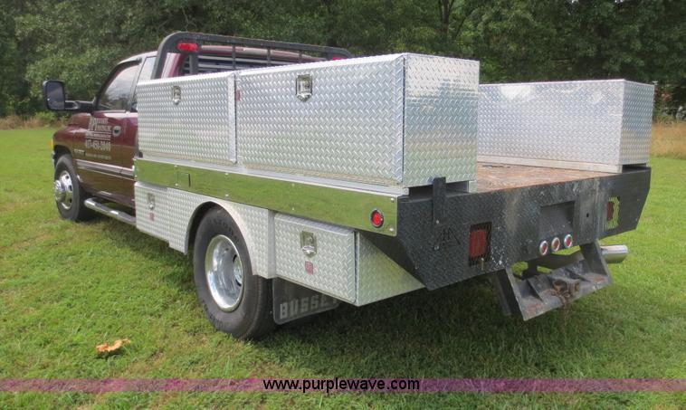 image for item D5960 2000 Dodge Ram 3500 Quad Cab utility truck