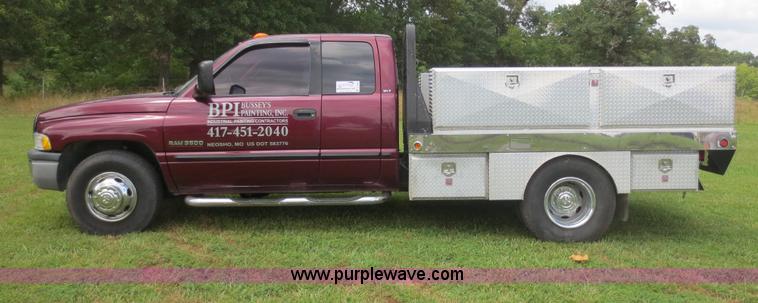 image for item D5960 2000 Dodge Ram 3500 Quad Cab utility truck