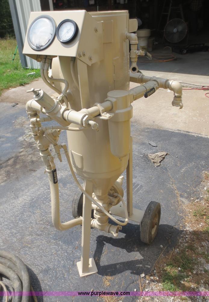 image for item D5961 Empire Safe Strip portable soda blast machine