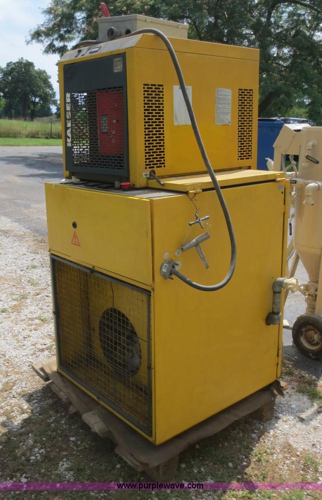 image for item D5962 1999 Kaeser SK19 screw compressor
