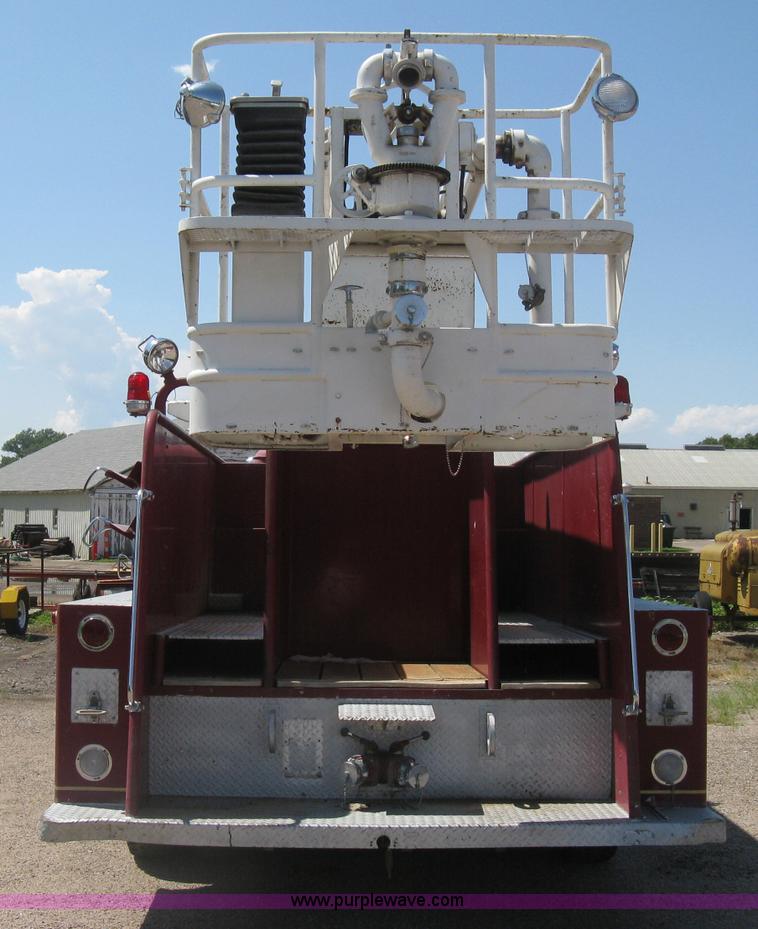 image for item D8475 1969 Ford 1000 Super Duty firetruck