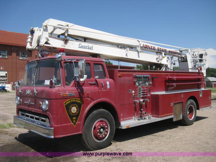 image for item D8475 1969 Ford 1000 Super Duty firetruck