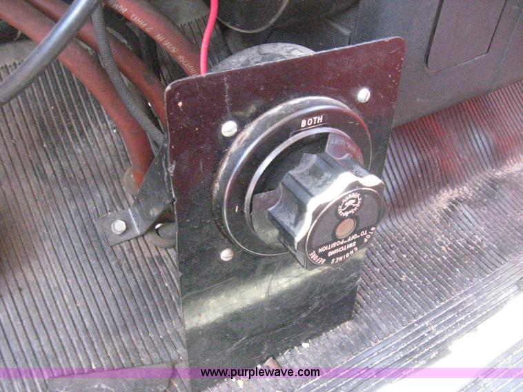 image for item D8475 1969 Ford 1000 Super Duty firetruck