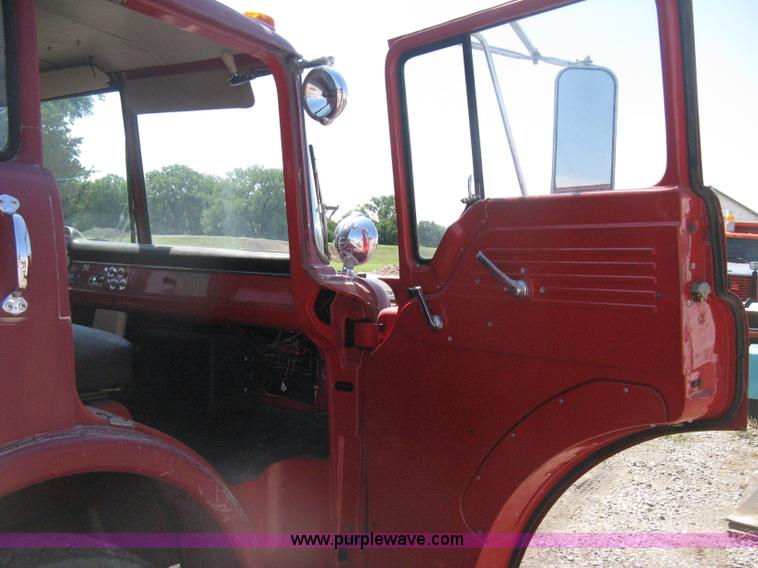 image for item D8475 1969 Ford 1000 Super Duty firetruck