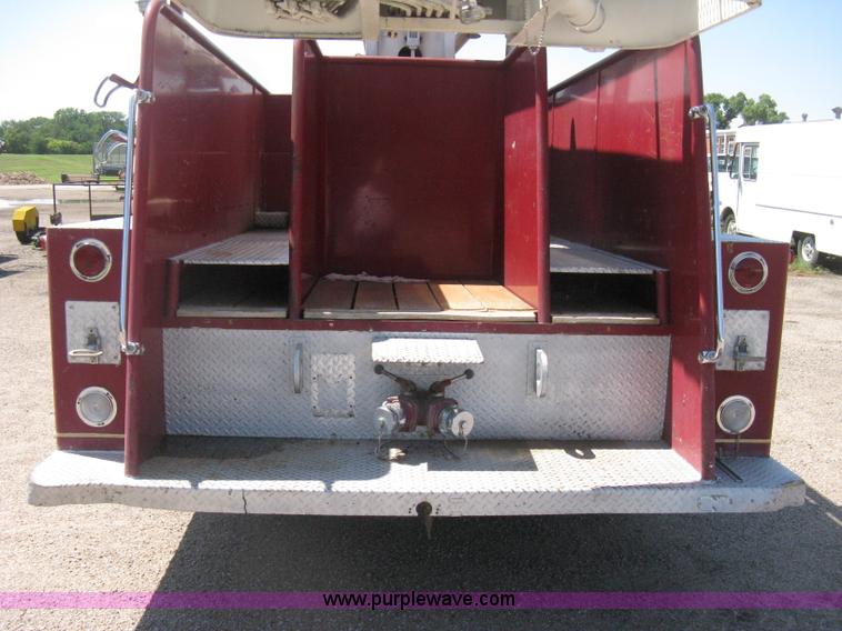 image for item D8475 1969 Ford 1000 Super Duty firetruck