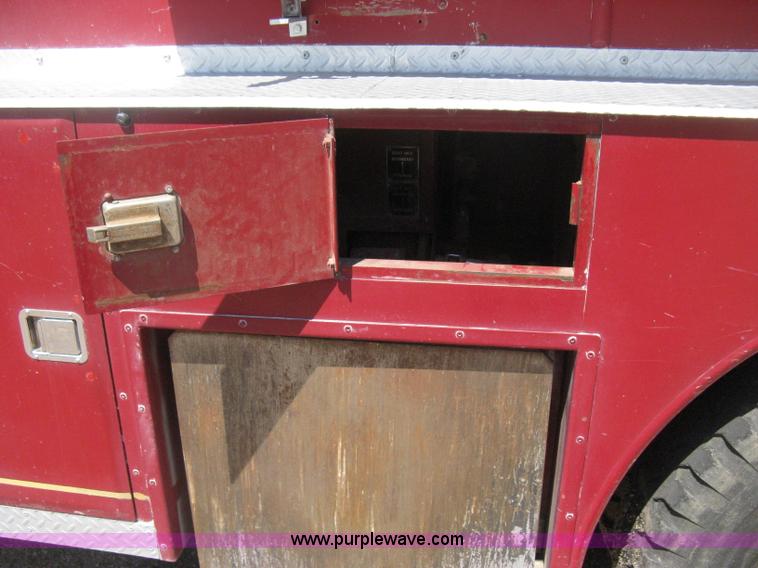 image for item D8475 1969 Ford 1000 Super Duty firetruck
