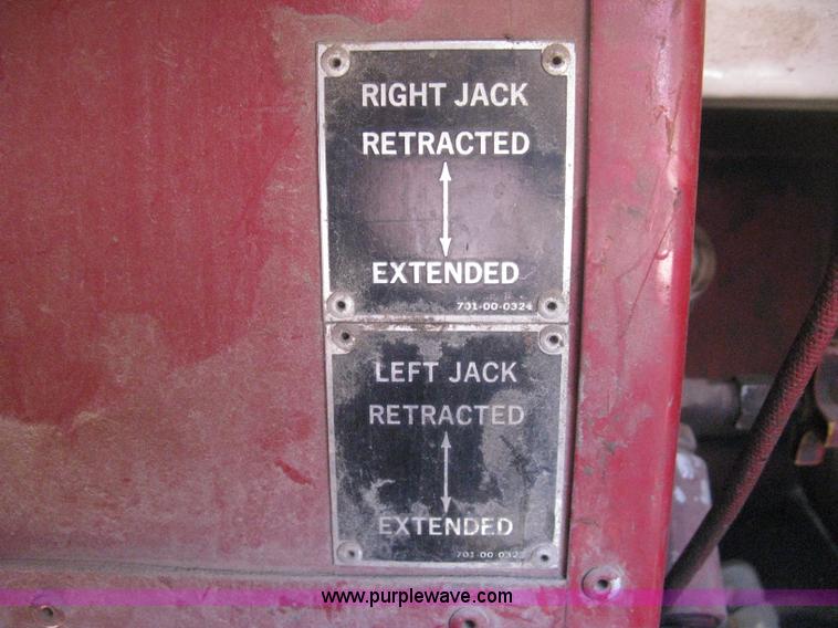 image for item D8475 1969 Ford 1000 Super Duty firetruck