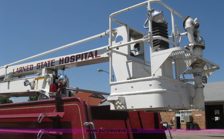 image for item D8475 1969 Ford 1000 Super Duty firetruck