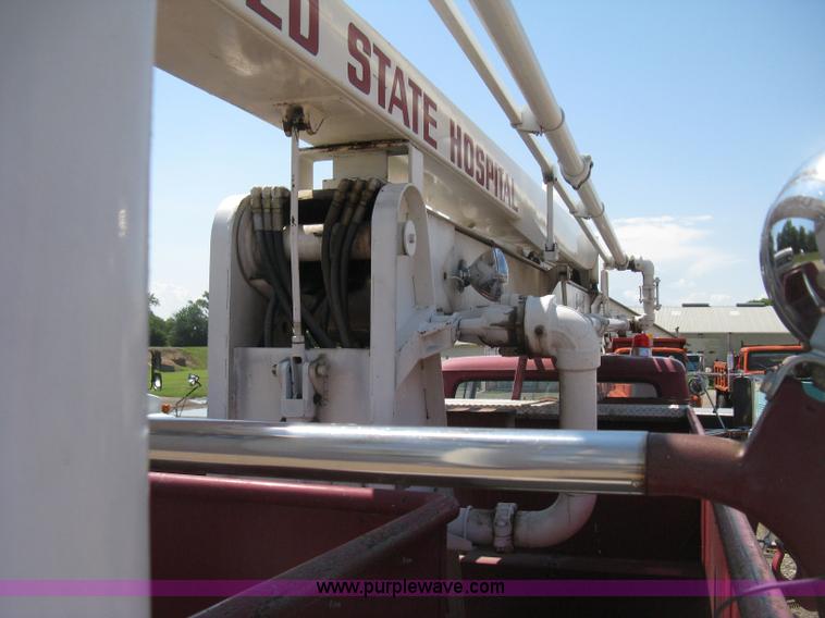 image for item D8475 1969 Ford 1000 Super Duty firetruck