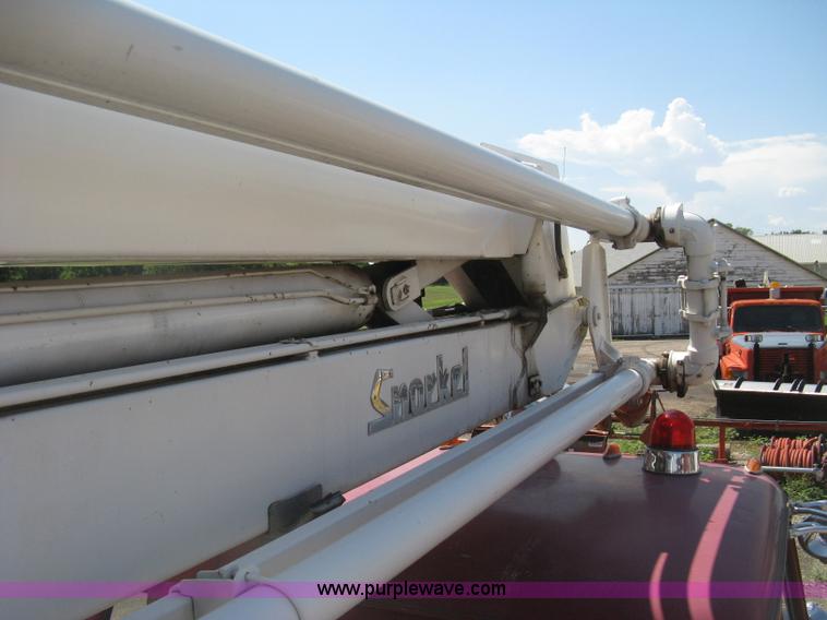 image for item D8475 1969 Ford 1000 Super Duty firetruck