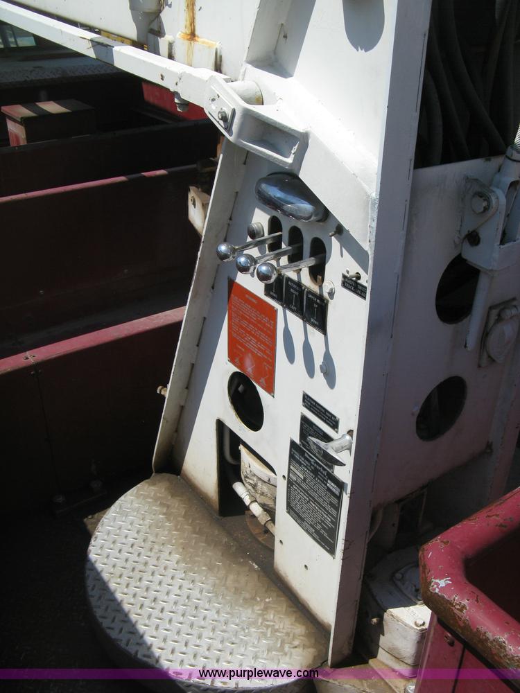 image for item D8475 1969 Ford 1000 Super Duty firetruck