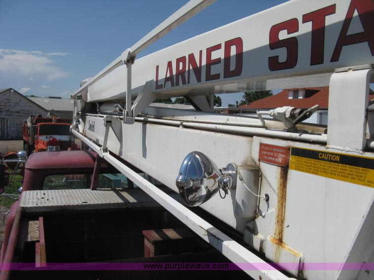 image for item D8475 1969 Ford 1000 Super Duty firetruck