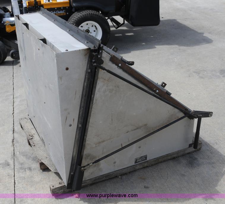 image for item E2279 Cub Cadet ZTR mower