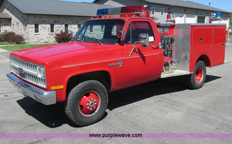 image for item E5142 1981 Chevrolet K30 firetruck