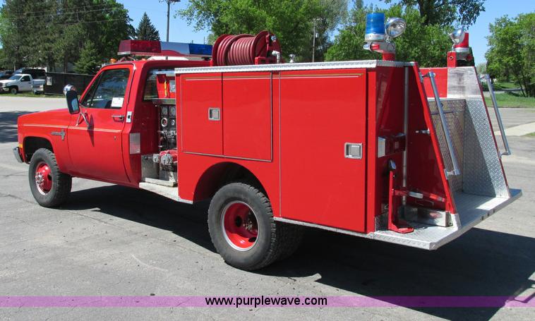 image for item E5142 1981 Chevrolet K30 firetruck