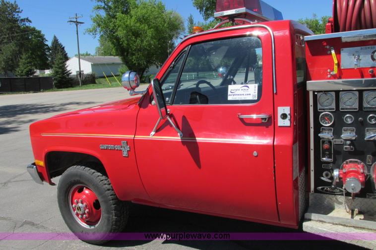 image for item E5142 1981 Chevrolet K30 firetruck