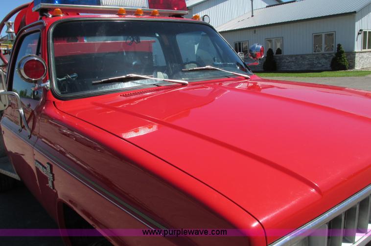 image for item E5142 1981 Chevrolet K30 firetruck