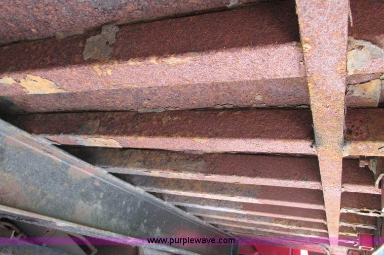 image for item E5175 1996 Chevrolet Kodiak LoPro rollback truck