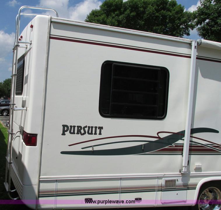 image for item E5176 1997 Georgie Boy MH P30 Pursuit motorhome